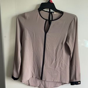 Women’s blouse